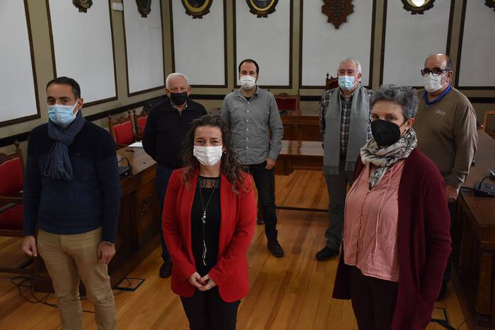 Bertan behera geratu da "Korapiloak askatuz" dokumentalaren estreinaldia
