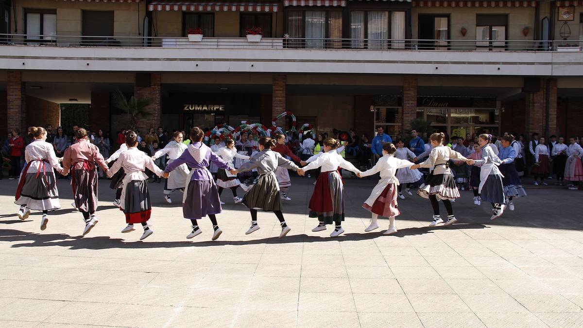 Dantzari Eguna ospatuko dute larunbatean Amasa-Villabonan