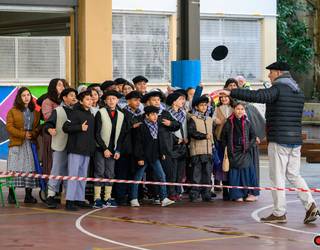 Ondarreta Herri Eskolak Gabonetako kantu erronda egingo du ostiralean