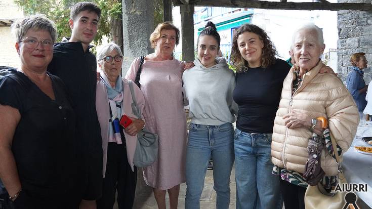 Sorabillako jaiei agur esan diete gaur eguerdian
