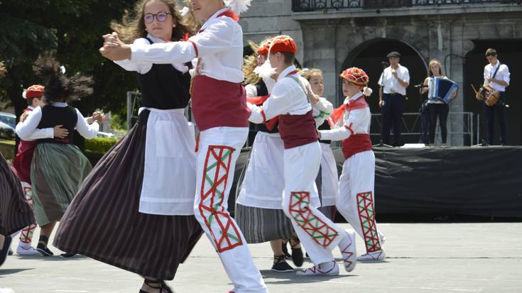 XXXI. Haurren Euskal jaialdia. Eguerdiko saioa