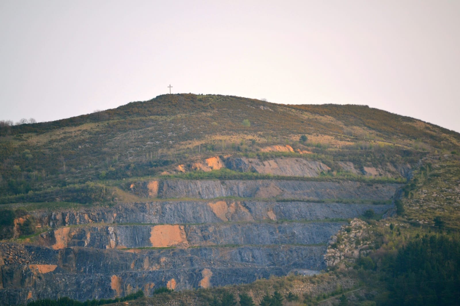 Buruntzan zentral eolikoa ez eraikitzea erabaki du Mendiko Haizie enpresak