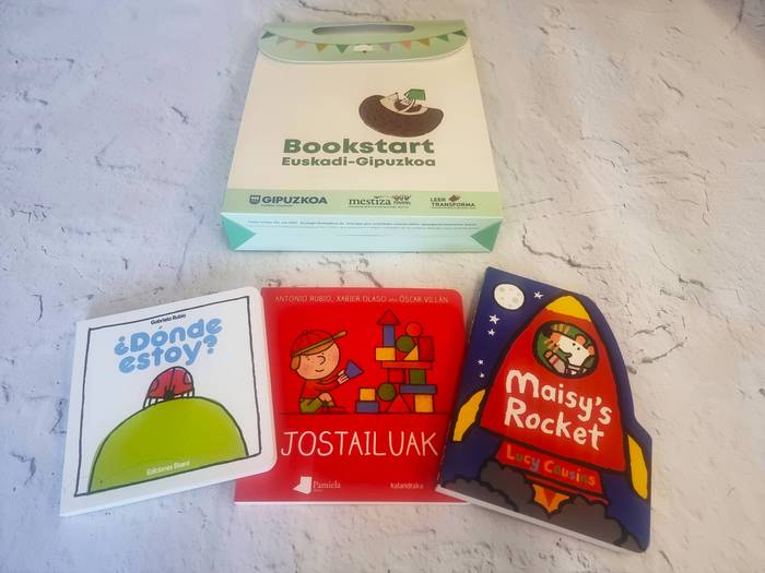 Haurrentzako liburu-sortak oparituko ditu Urnietako Udalak