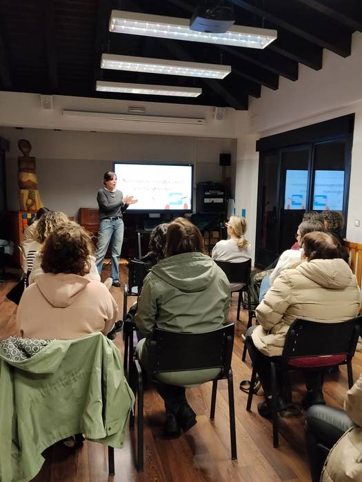 Menopausiaren inguruko hitzaldia eskaini dute Larraulen