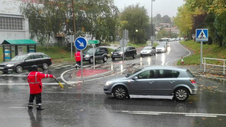 Trafikoa zabalik Tolosarako bidean