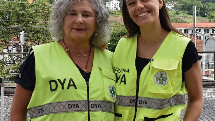 "Emateaz gain, ikaragarria da bueltan jasotzen duguna"