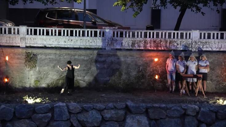 Aingura eta sutegia, ikuskizuna Leitzarango ibai bazterrean