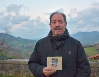 "Musika harmonikoa eta melodiotsua sortzea gustatzen zait"