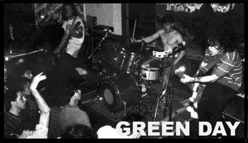 27 urte igaro dira Green Day taldeak gaztetxe zaharrean bigarren kontzertua eskaini zuenetik