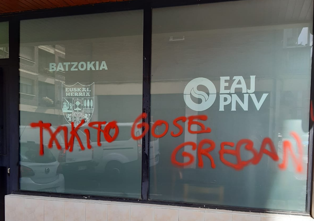 EAJk batzokiaren aurkako beste eraso bat salatu du