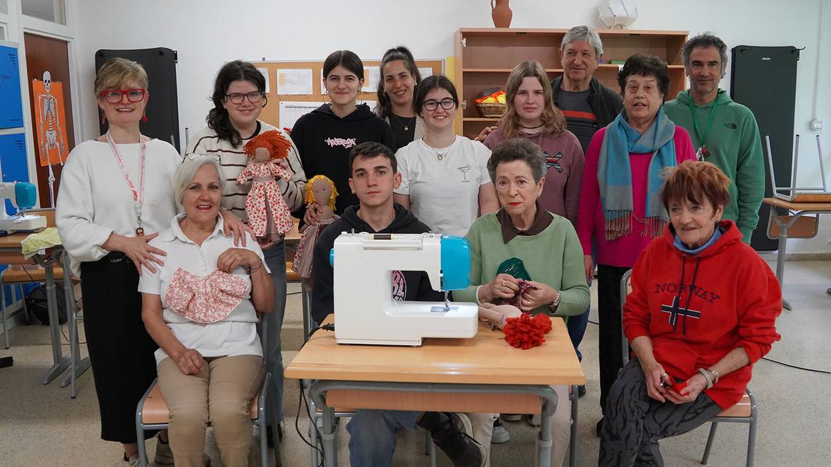 Joskintza, mugimendua, osasuna eta ongizate emozionalaren gaineko tailerrak antolatu dituzte adinekoentzat