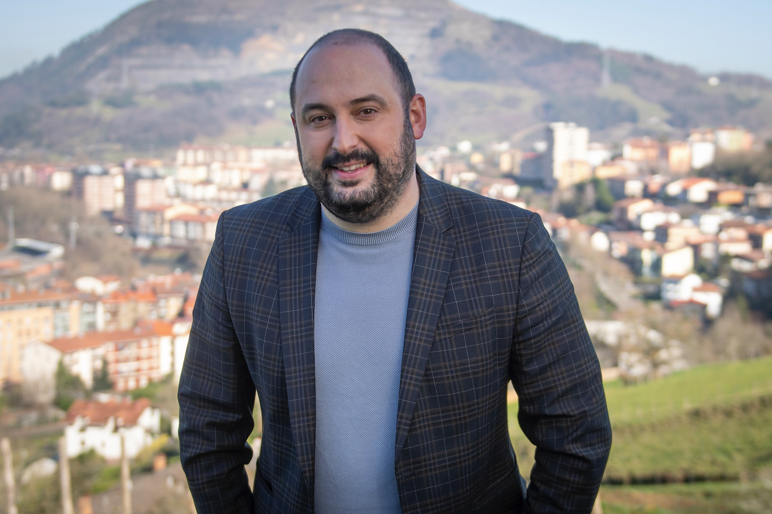 "Aldaketa, berrikuntza modura ulertuta, baikorra da niretzat"