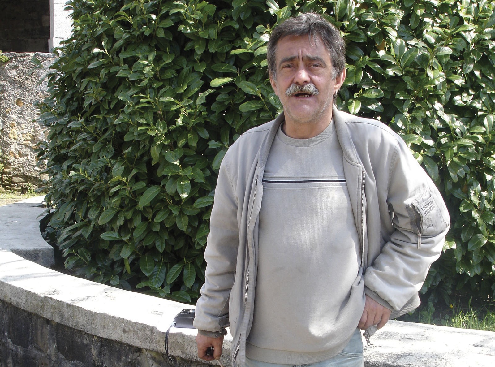 Zazpi eskultura Oria ibaiertzean, Olazabalen sormenetik