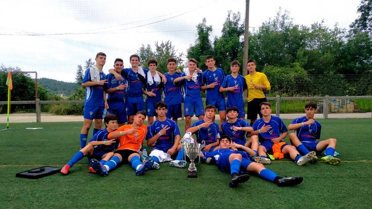 Lagun taldea Donosti Cup lehiaketa irabaztera iritsi zenekoa