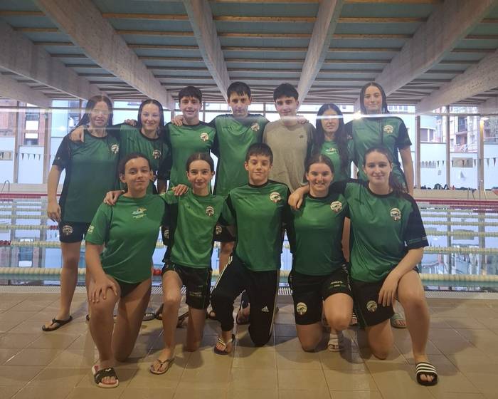 Neguko Ligari ekin diote igerilariek