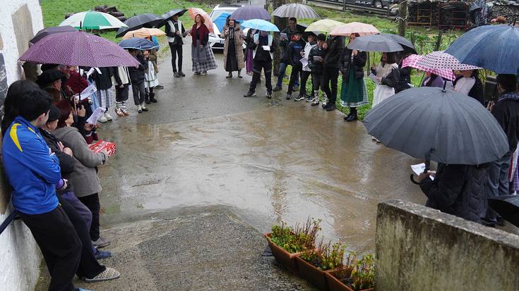 Gabon gaua, Larraulen