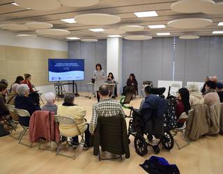 Zaintza Mahaiak urteko lehen lan-saioa egin du