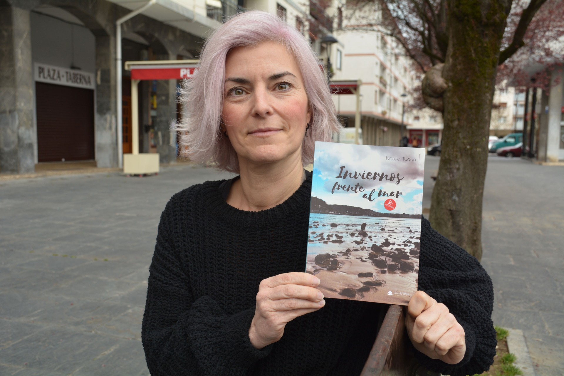 Tuduriren kontakizun laburrak eta poesiak