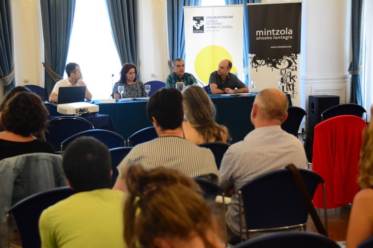 Euskal kulturari begira jarri dira udako ikastaroan