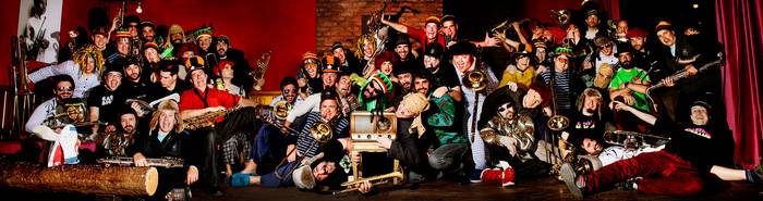 Tiktara & Gasteiz Big Band-en kontzertua, Saroben