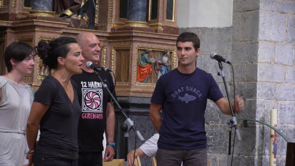 80 lagunentzako bertso saioa, ekainaren 5ean Gudari plazan