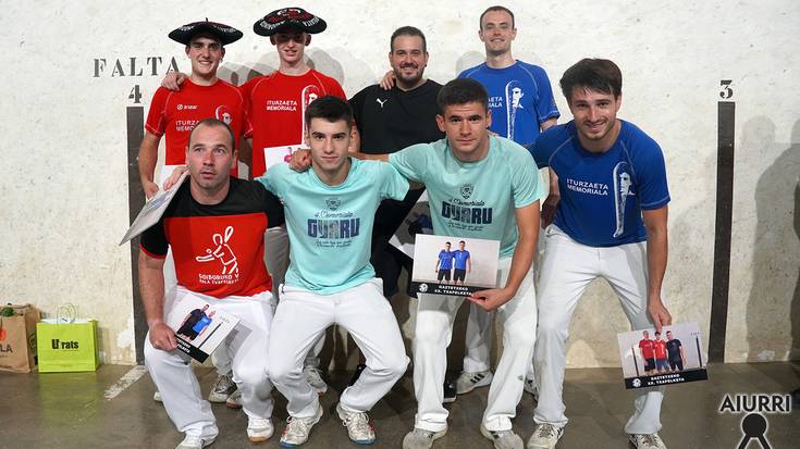 Iñaki Lopez de Munainek eta Beñat Salbadorrek irabazi dute Gaztetxeko eskupilota txapelketa