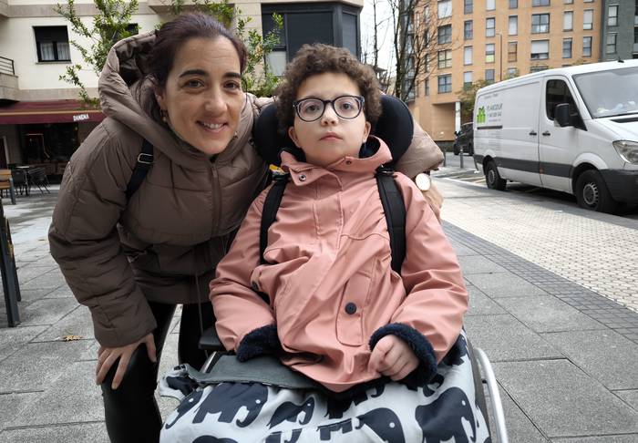 Nahia Patino haurraren aldeko erakusketa solidarioa irekiko dute Urkiola tabernan, igandean