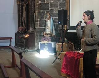 "Axeri Dantza, herri baten erritua" dokumentalaren ikustaldia Adunan