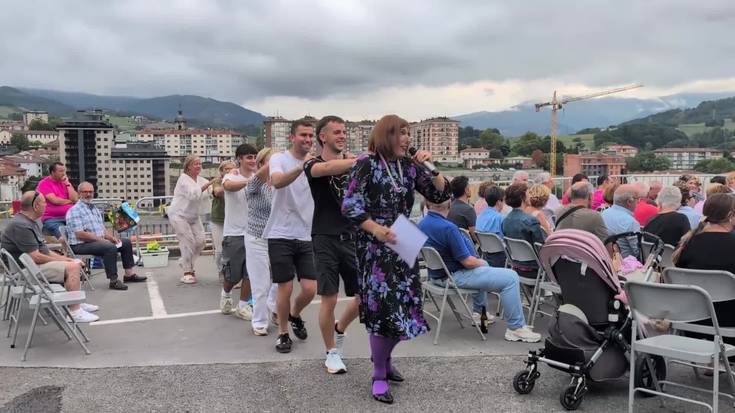 "Bingo musikala" ikuskizuna Buruntzako jaietan
