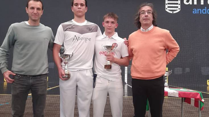 Jai Alai Lagunak Sariaren II. edizioa ospatu zen Arrate pilotalekuan