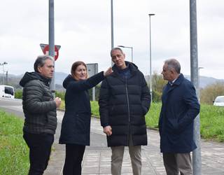 Urnietako Udala eta Aldundiaren arteko lan-bilera bide-azpiegituren hobekuntzak jorratzeko
