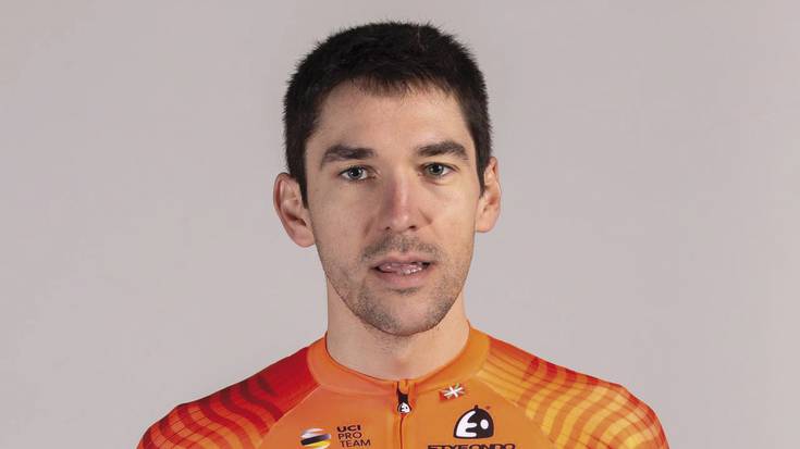 “Jorge Azanza  kirol zuzendari izateak  konfiantza ematen dit”
