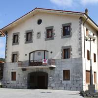 Udal garbitzaile lanpostua betetzeko hautaketa prozesua abiatu du Adunako Udalak
