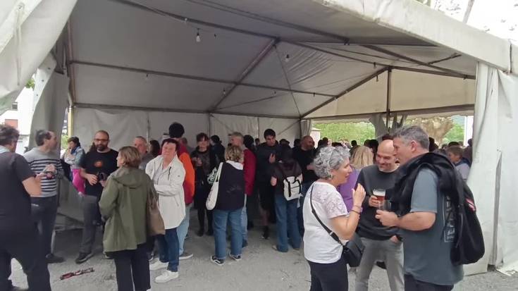 Doinu dantzagarriak eta bermutha, Bekoplazan