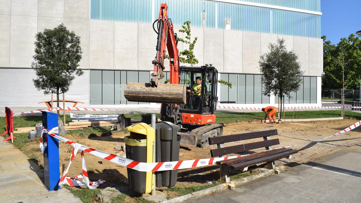 Kiroldegiaren kanpoaldean kalistenia parkea izango da