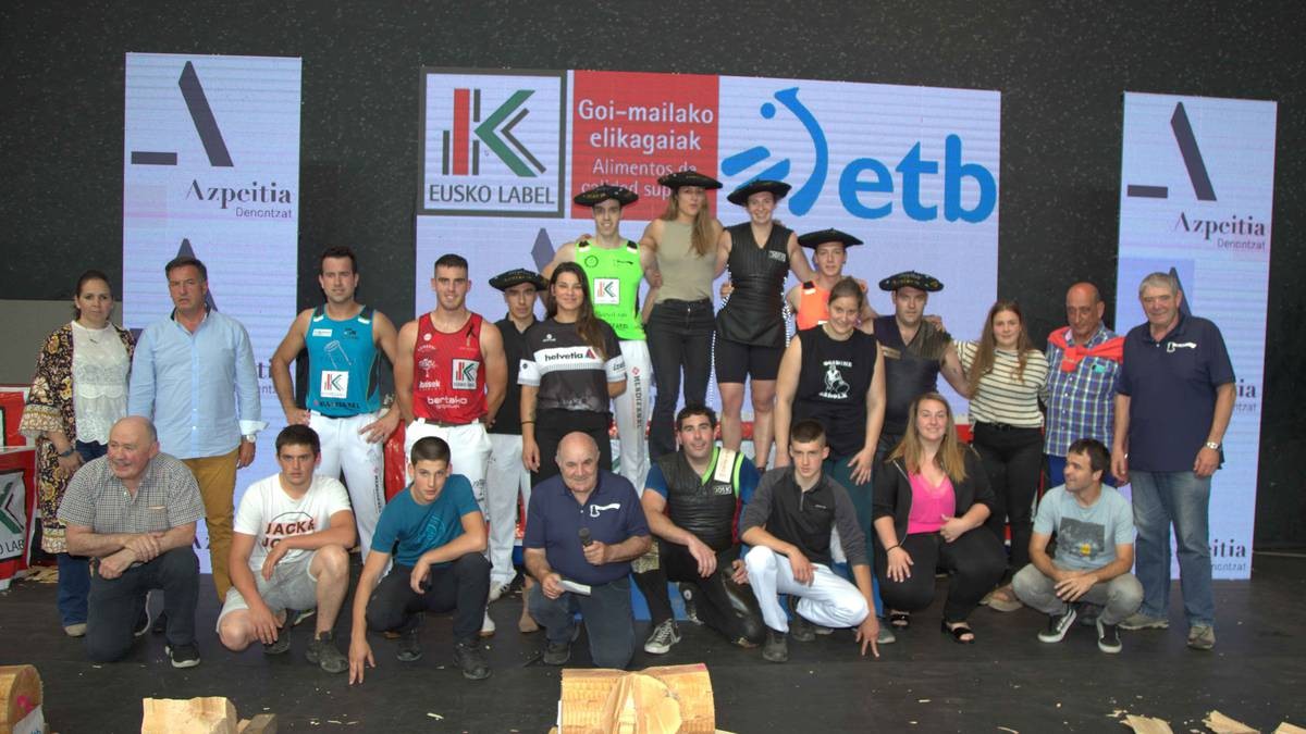 Nerea Arrutik Urrezko Aizkolarien txapela jantzi zuen Azpeitian, atzo