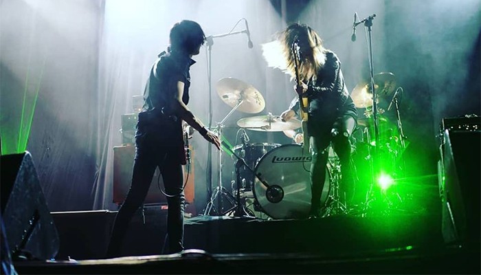 Rock taldeen tradizio luzea Santakrutzetan