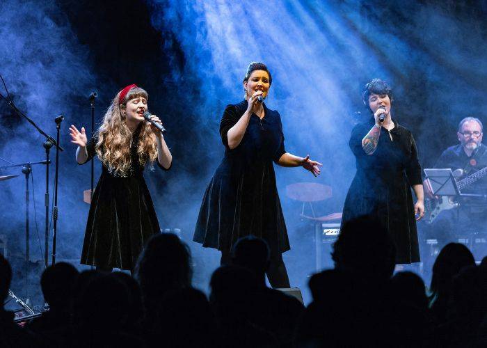 Aretha Franklin abeslariari gorazarre, Gabonetako gospel emanaldian