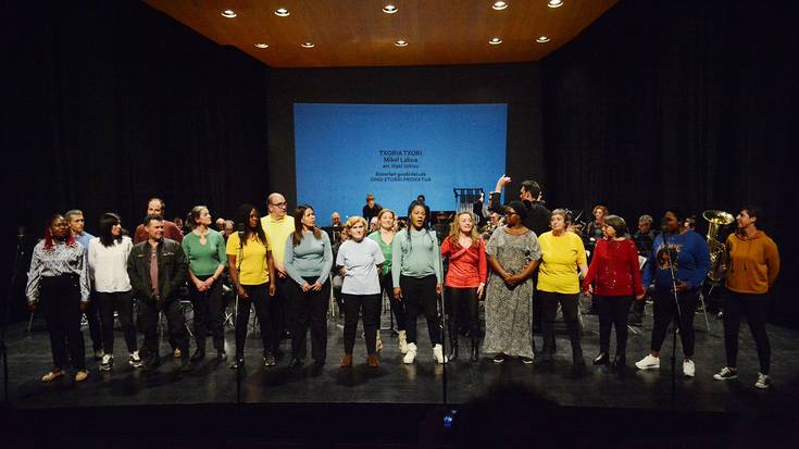 “Elkarrekin abestuz ahots bat gara” kulturarteko kontzertua