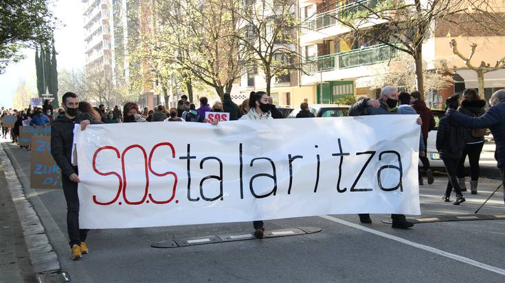 Ostalariak auto karabanan irtengo dira protesta egitera larunbatean