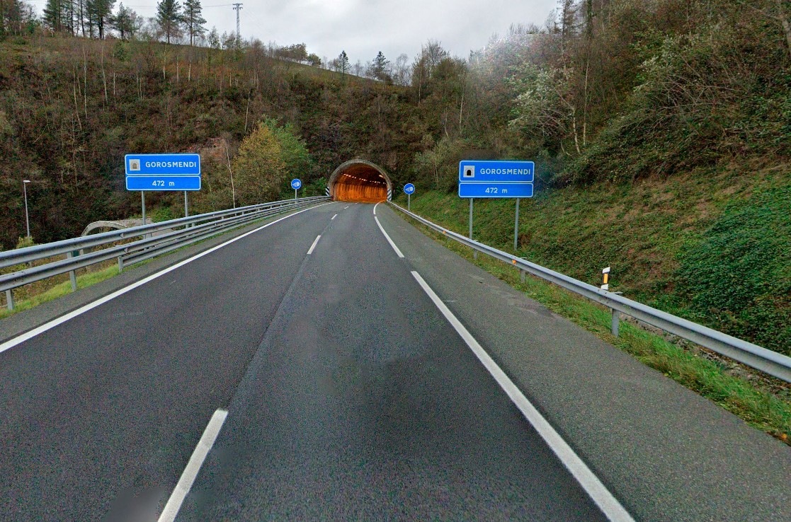 A-15 errepidea guztiz itxiko dute apirilaren 10etik 11rako gauean