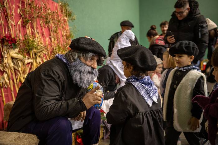 Olentzero eta Mari Domingiren etorrera