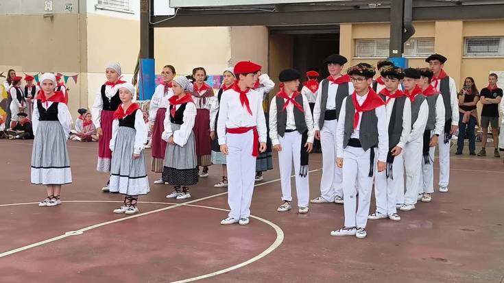 Andoaingo 35. Euskal Jaialdia: Azkaineko dantzariak