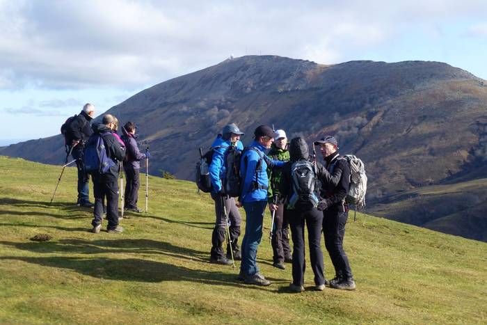 Mendi-irteera Artzamendira, Aizkardiren eskutik