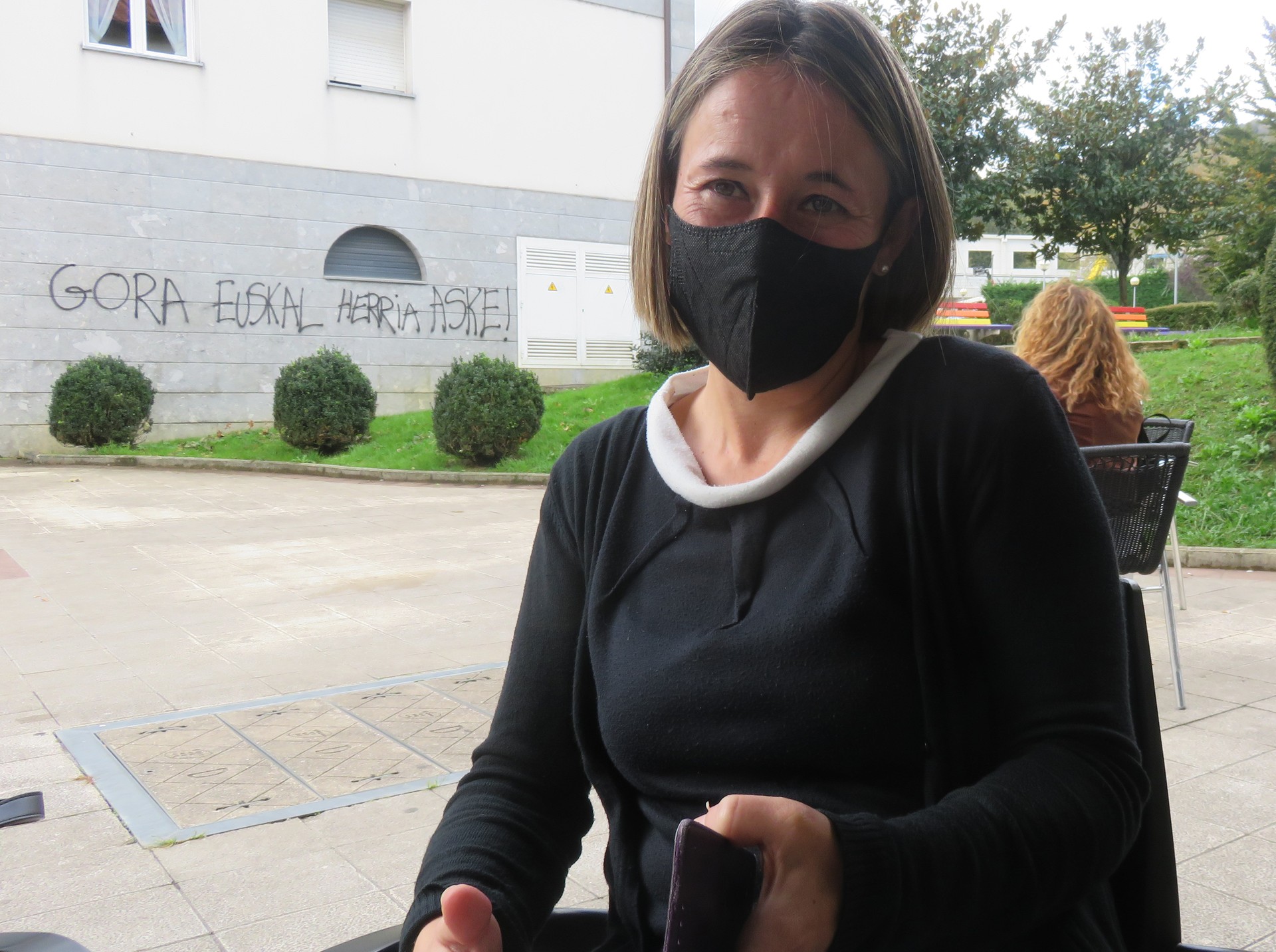 “Politikarien erabaki okerrek baldintzatu dute osasun egoera”