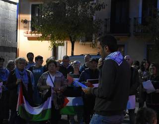 Elkarretaratzearen amaieran irakurri duten adierazpena