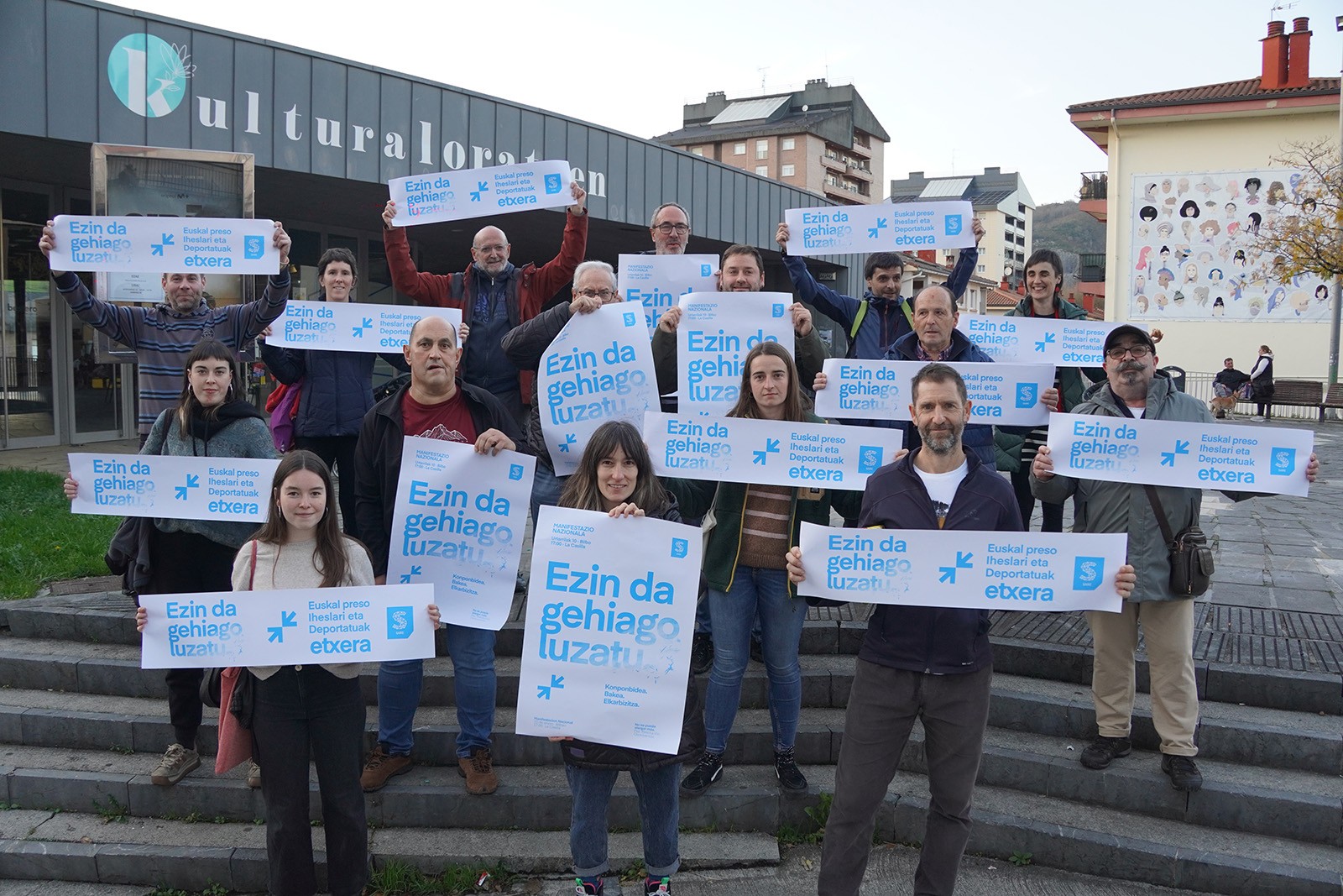 Bi mobilizazio iragarri ditu Sarek, “Egoera hau ezin baita gehiago luzatu!”