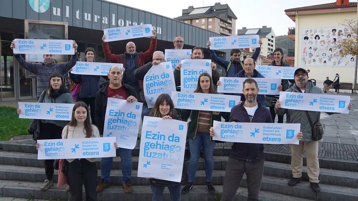 Bi mobilizazio iragarri ditu Sarek, “Egoera hau ezin baita gehiago luzatu!”