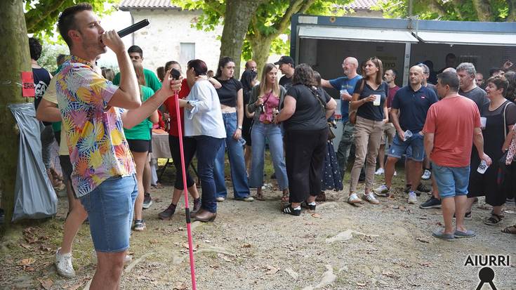 Festa-giro ederra jarri zuen Zuttik elektrotxarangak