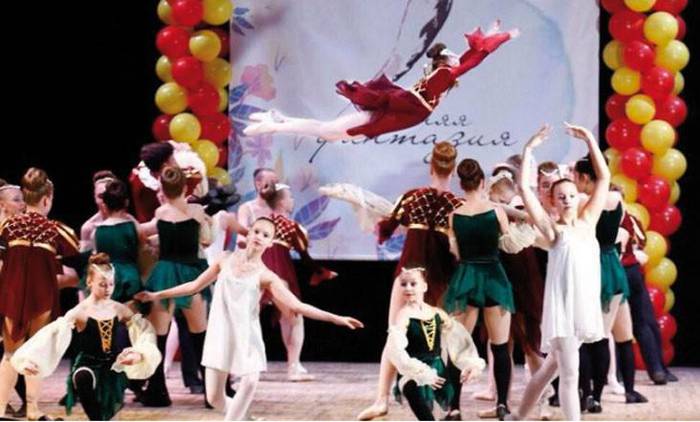 Errusiako Uraletatik datorren ballet garaikidea
